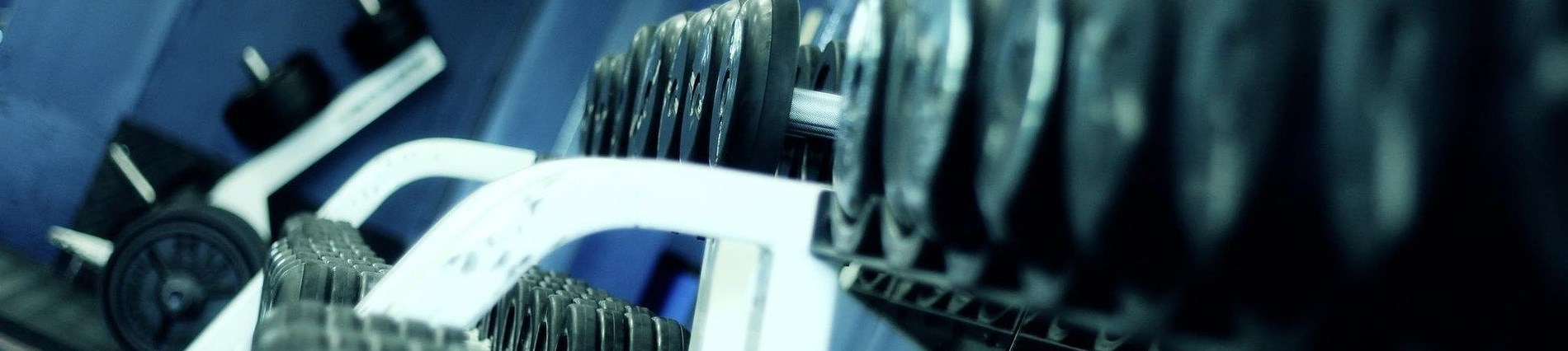 weights on a rack