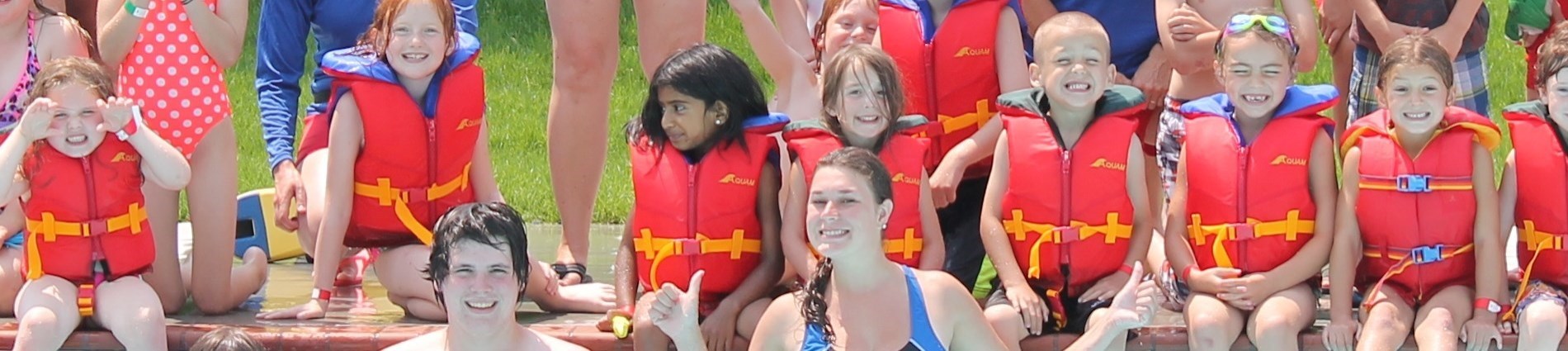 kids swimming at pool