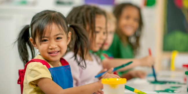 little girls painting